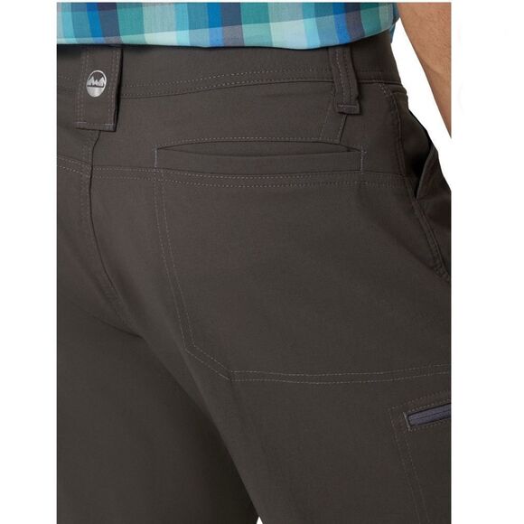 Men's Outdoor Performance Zip Cargo Short with UPF 50+ Size 46 - Picture 10 of 12